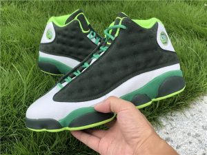 nike kelly green shoes