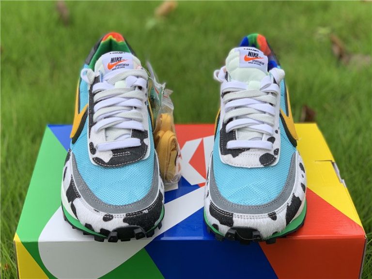 nike sacai chunky dunky